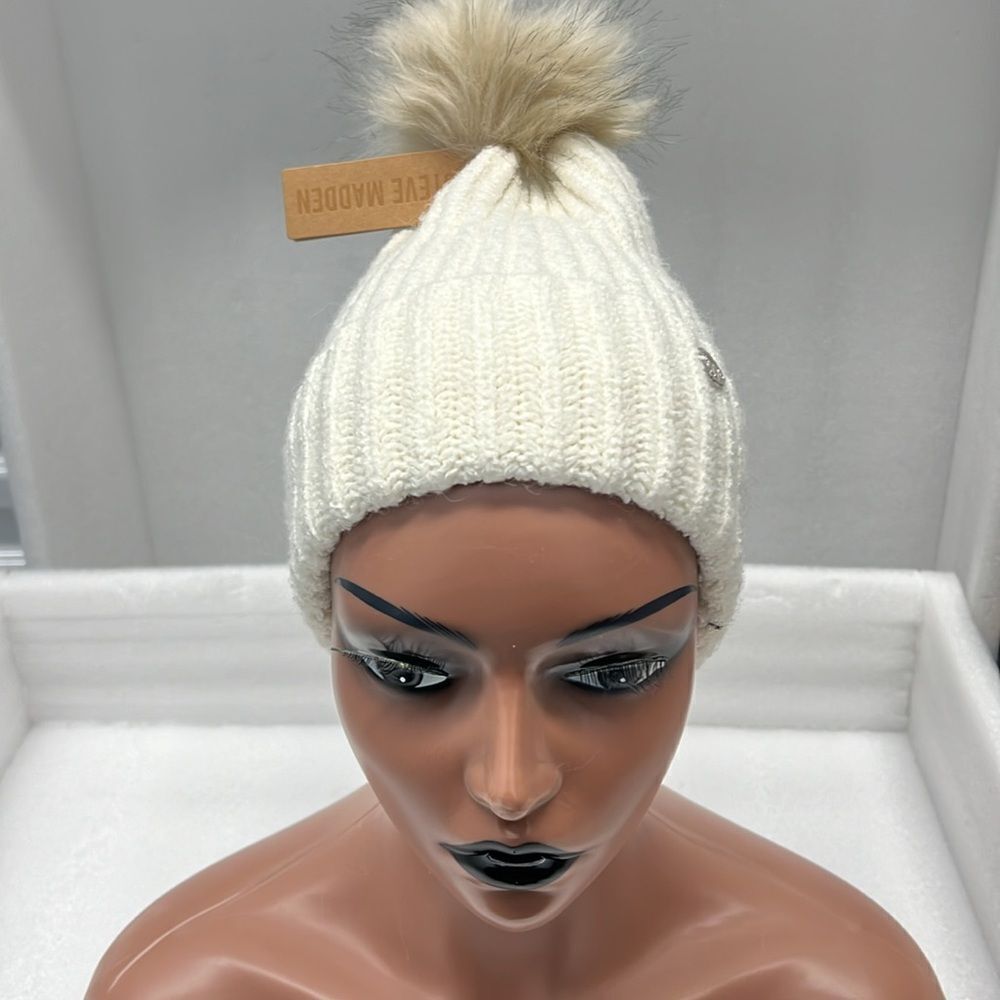 Steve Madden beanie hat